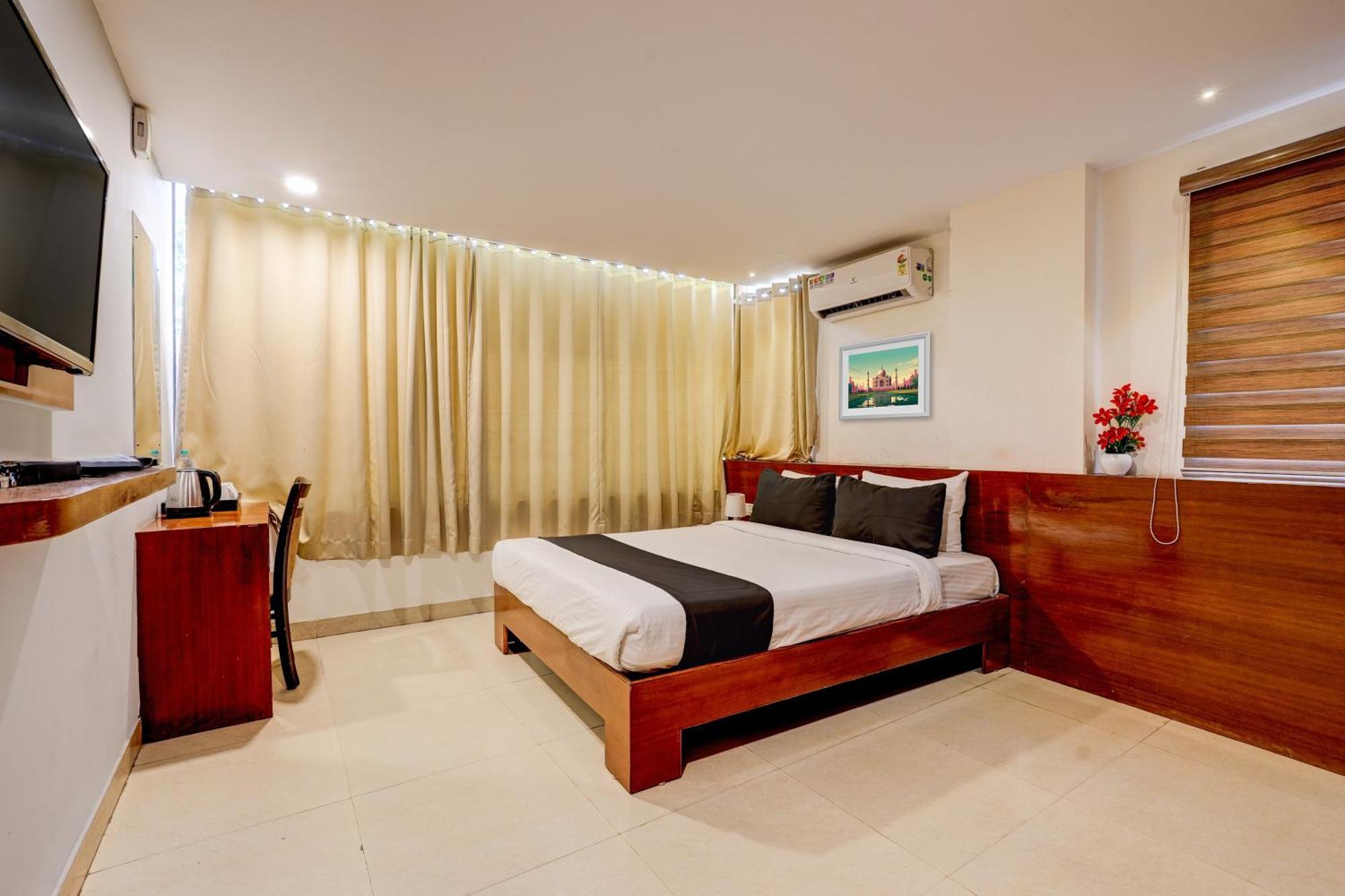Hotel O V3R Residency Бангалор Екстериор снимка